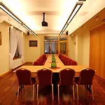 Zarebek 3*