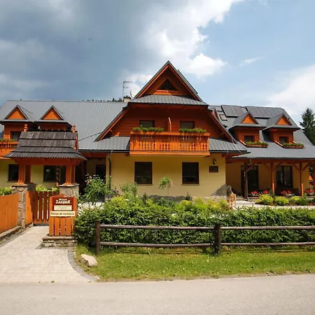 Zarebek Oda ve Kahvaltı 3*