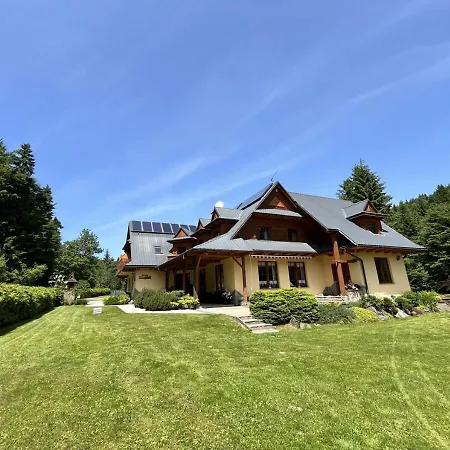 Oda ve Kahvaltı Zarebek