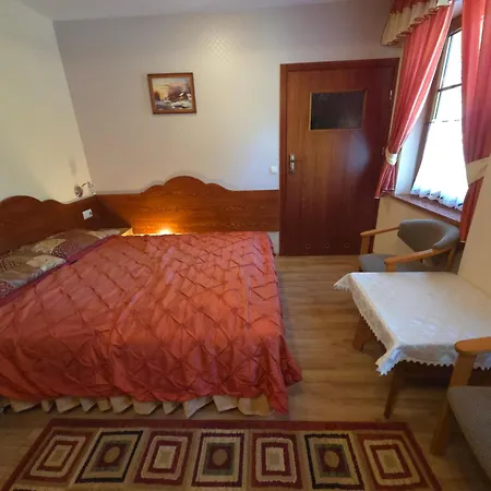 Oda ve Kahvaltı Zarebek Łopuszna