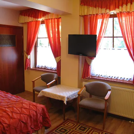 Zarebek Oda ve Kahvaltı Łopuszna