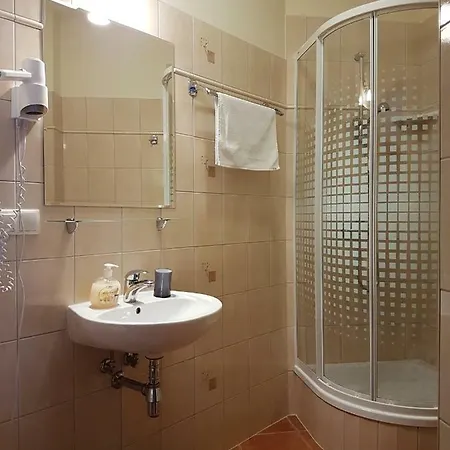 Zarebek Oda ve Kahvaltı