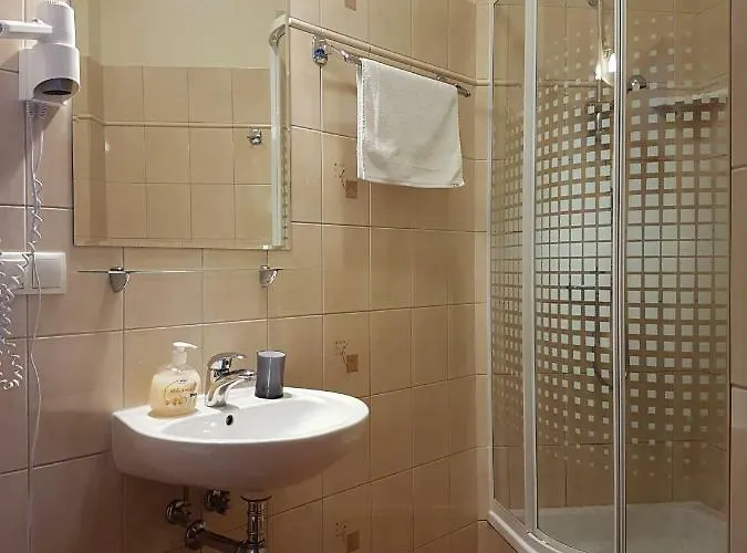 Zarebek לינה וארוחת בוקר